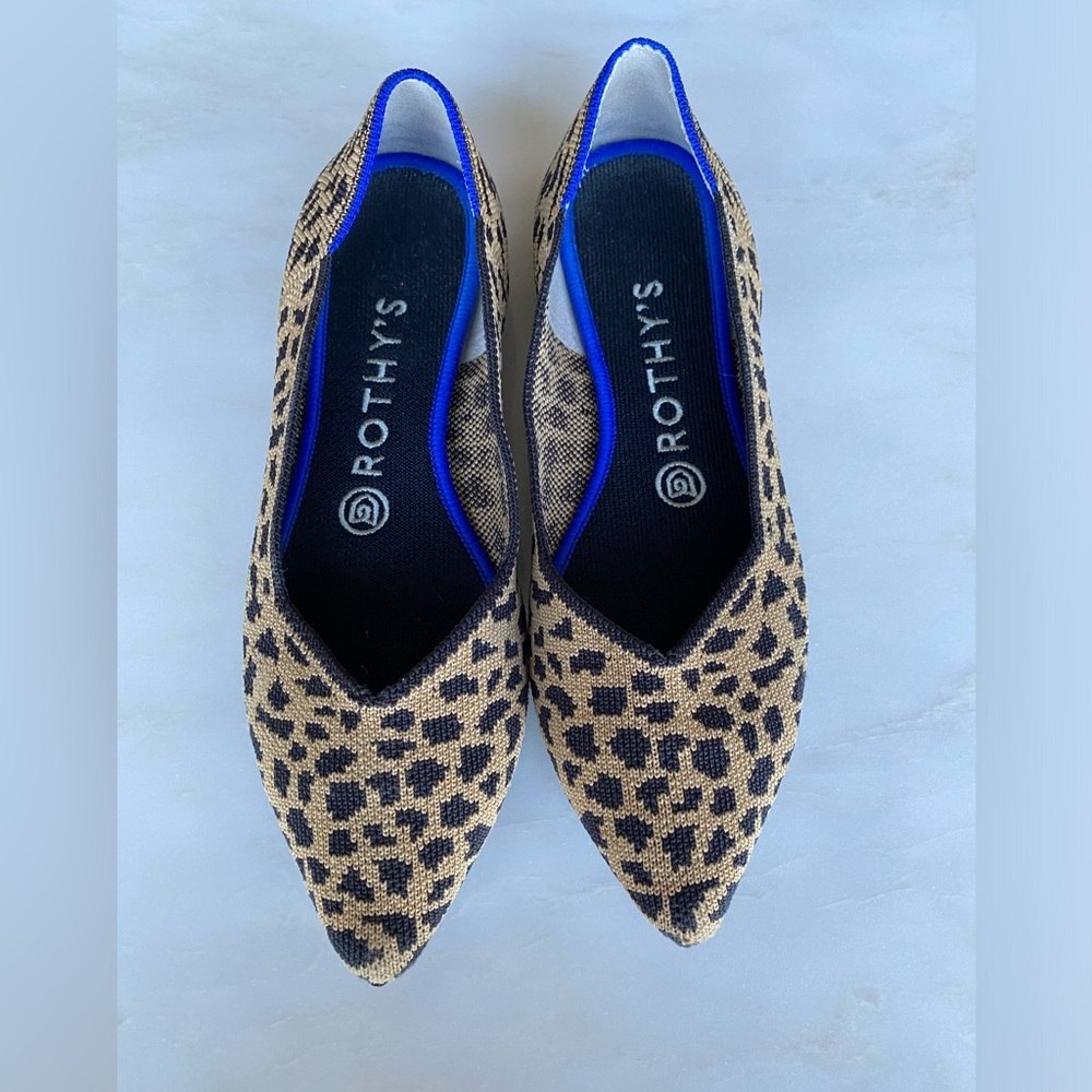 Rothy’s The Point - Leopard with blue accent